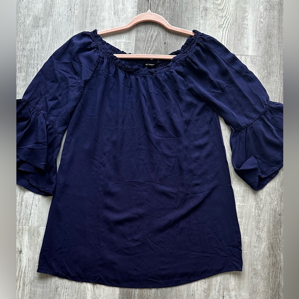 Blu pepper roll tab sleeve flowy top size S